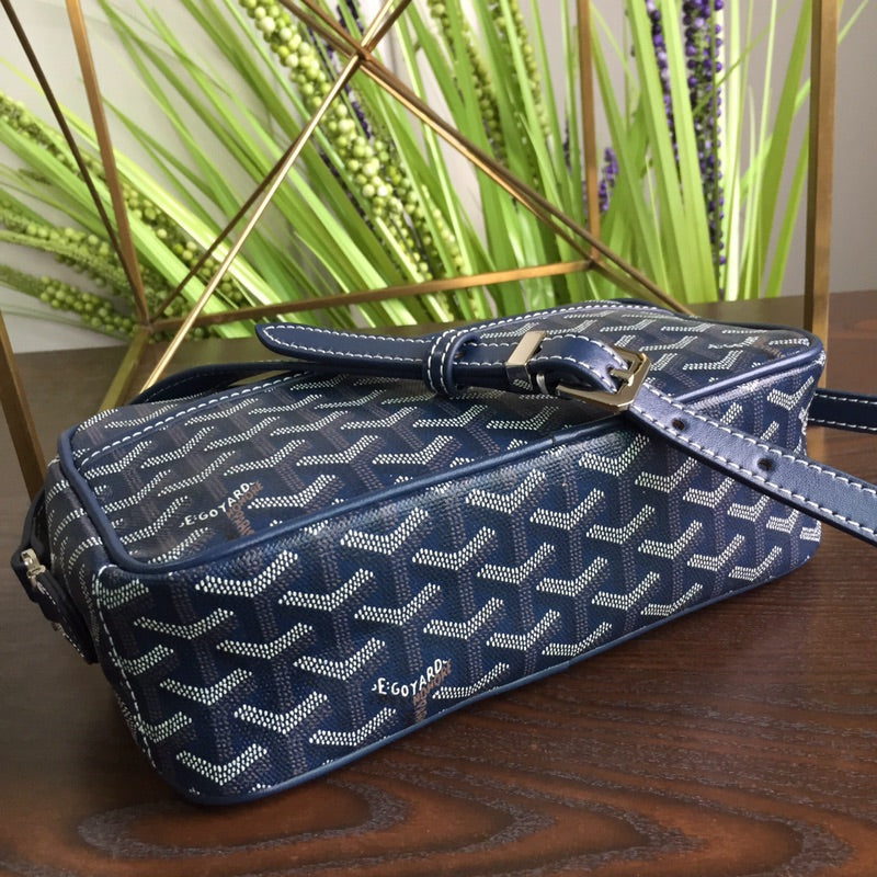 Navy Blue Cap-Vert PM Bag