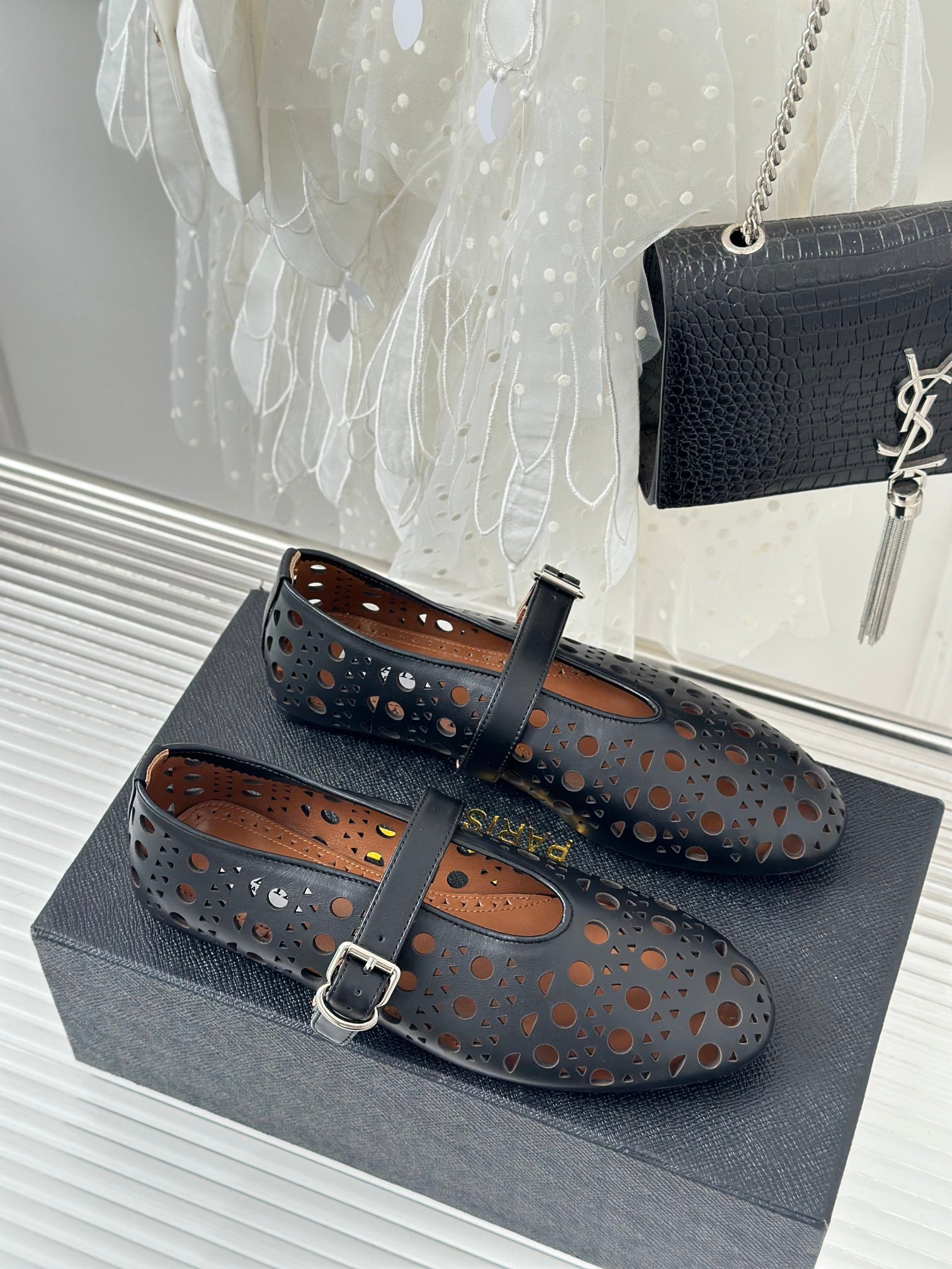 Black AV Ballet Flats