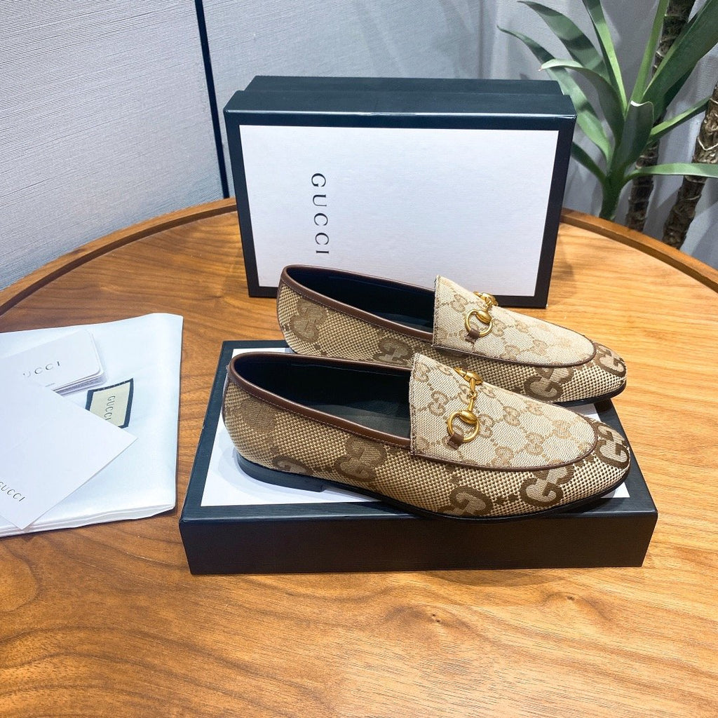 Camel GJ canvas loafer