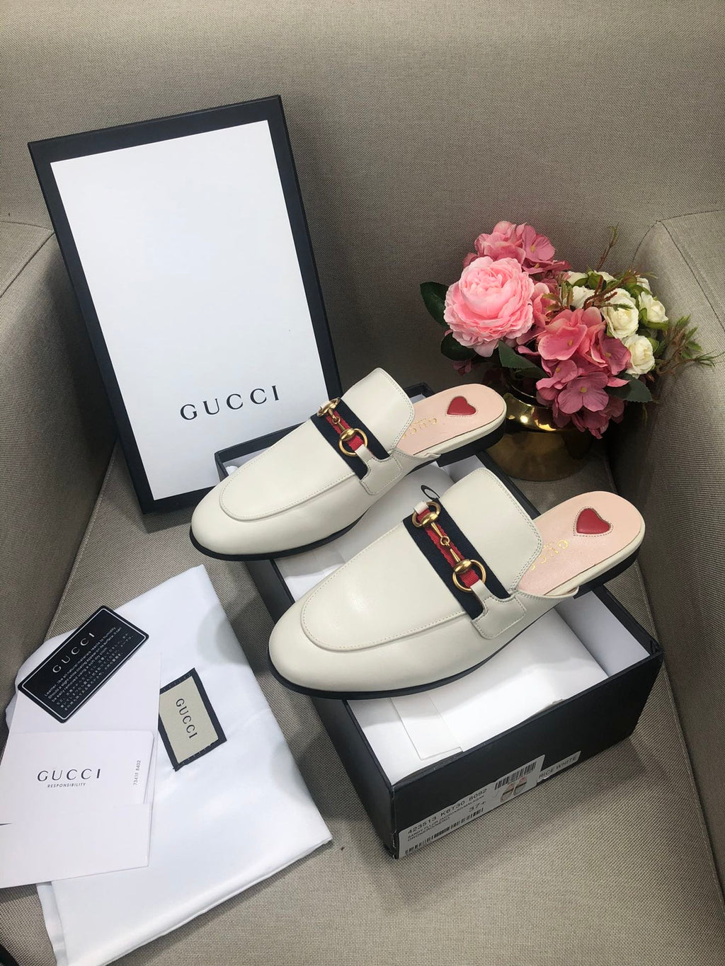 White leather with tonal piping GP slipper