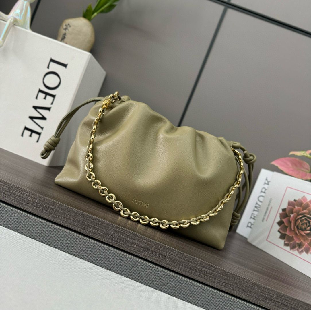 Eucalyptus Green Medium Flamenco Purse