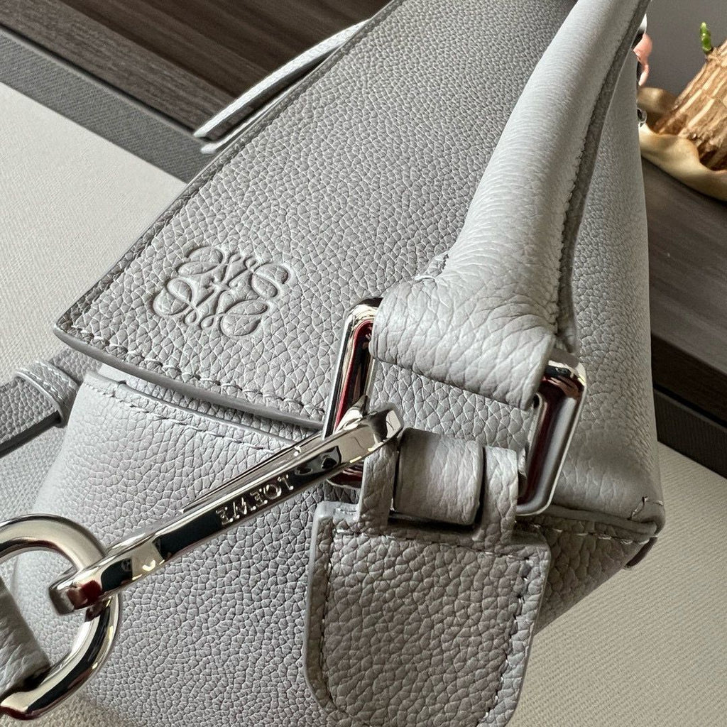 Pearl Grey LP Small Leather Shoulder Bag