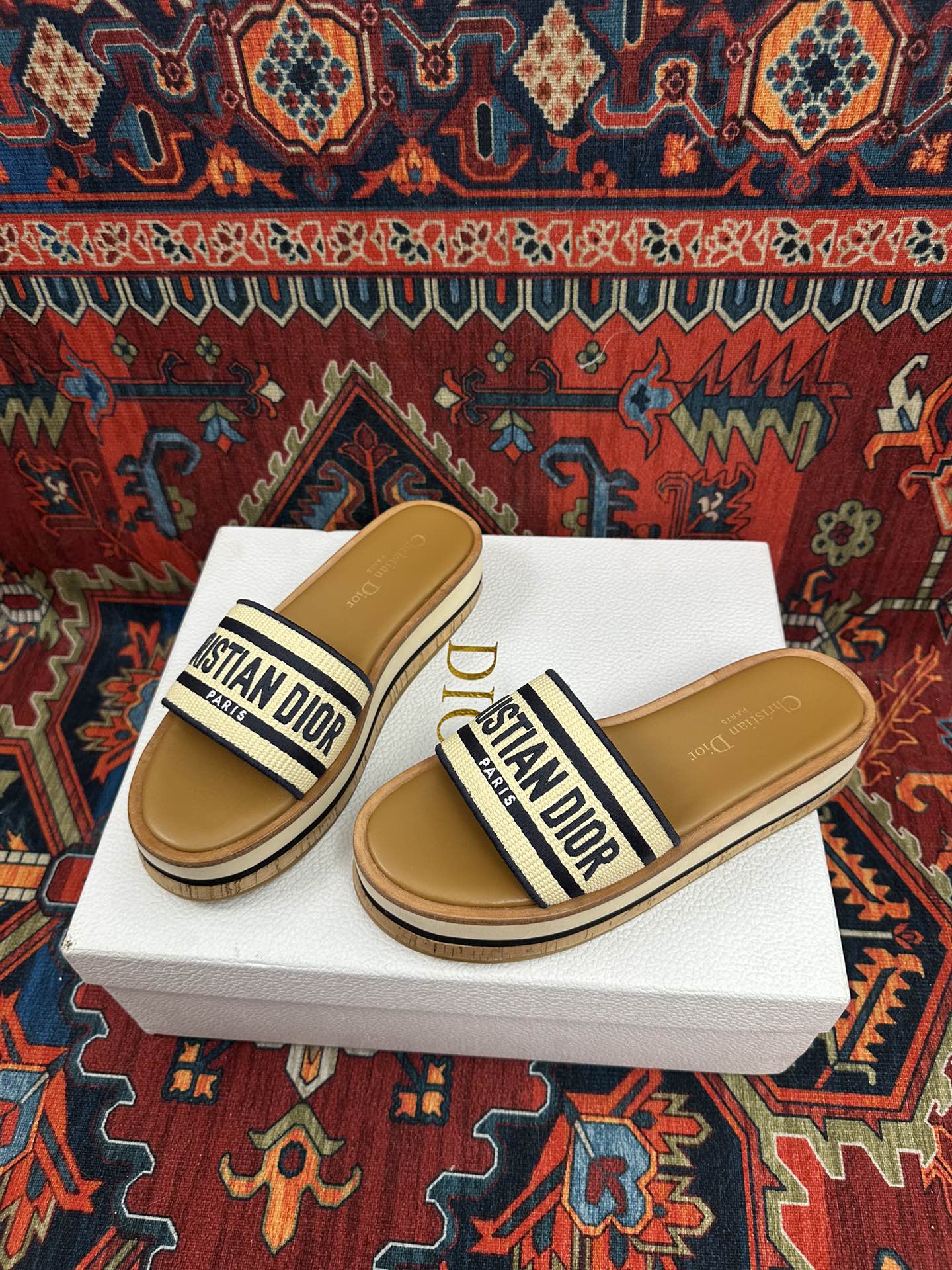 Natural Raffia & Black Embroidered DD Platform Slide