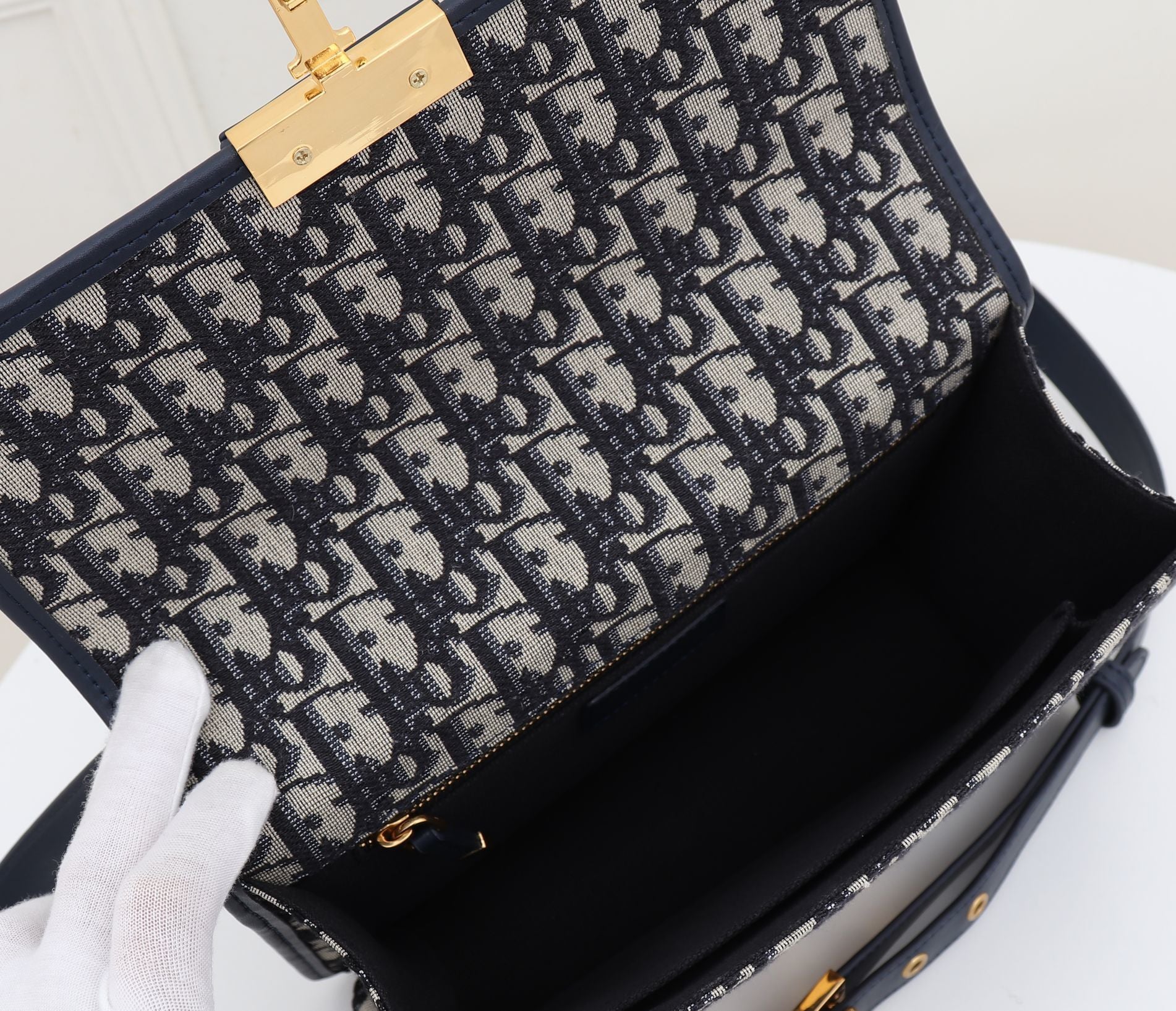 30M blue oblique bag