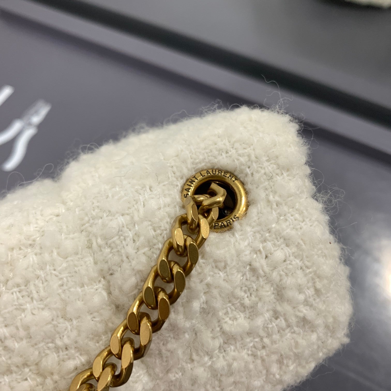 White tweed LP toy bag