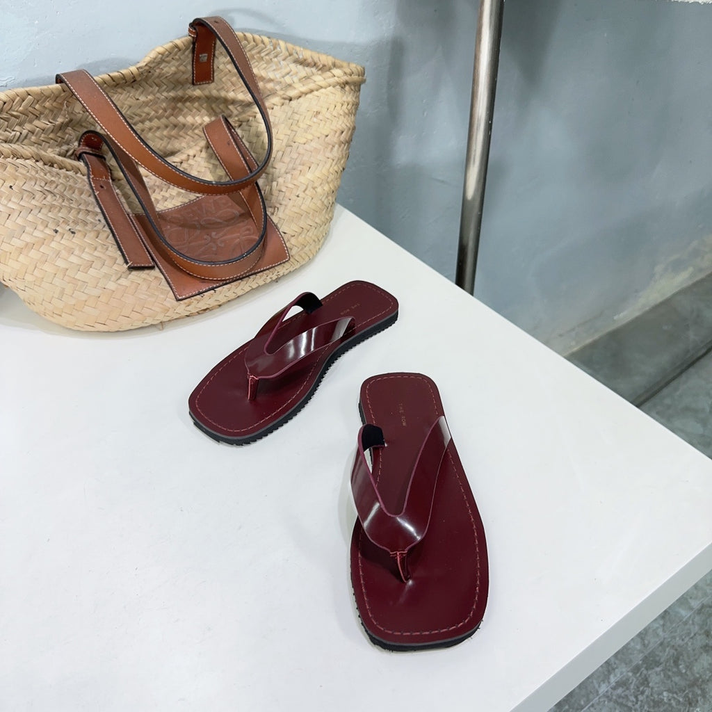 Bordeaux City Flip Flop