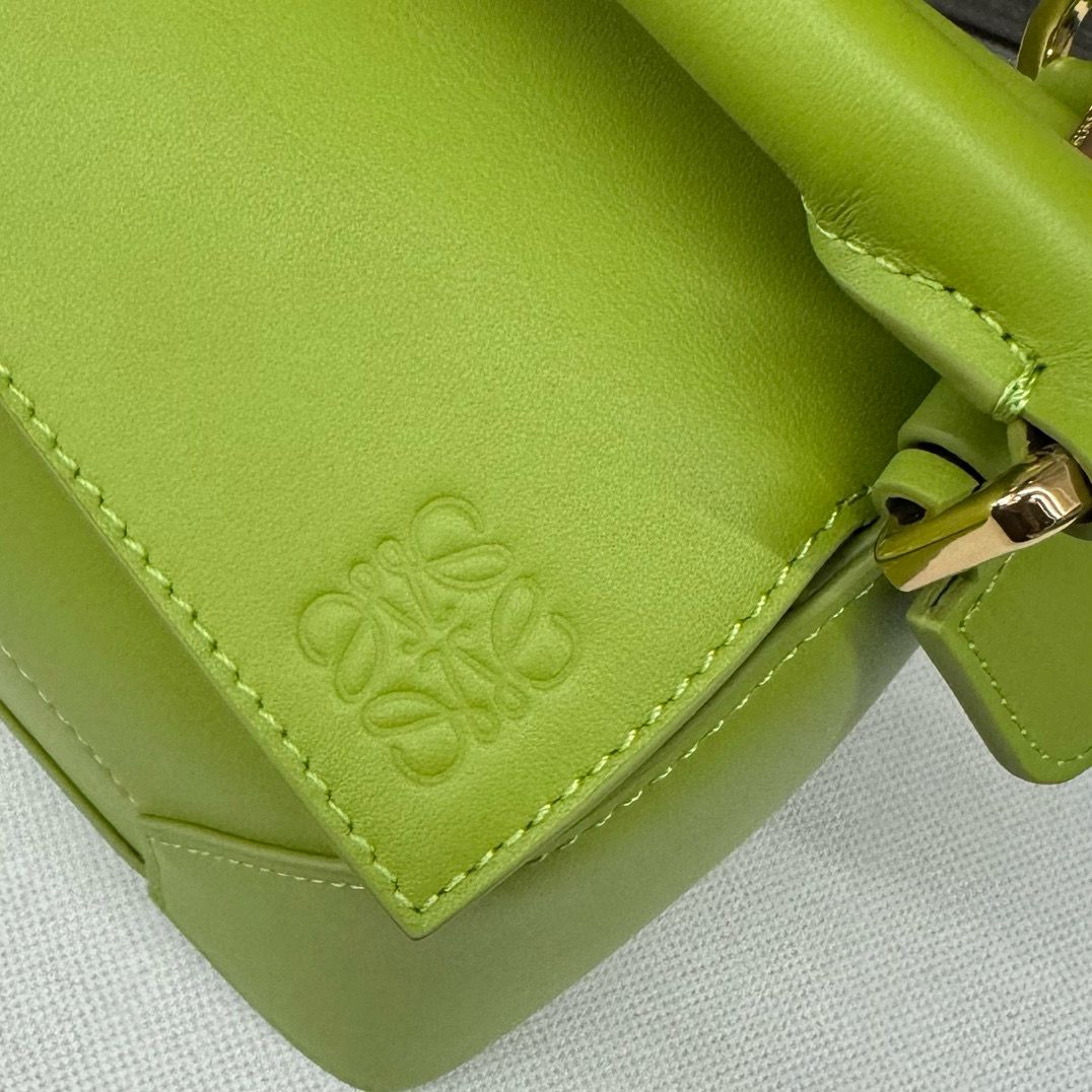 Meadow Green LP Small Leather Shoulder Bag