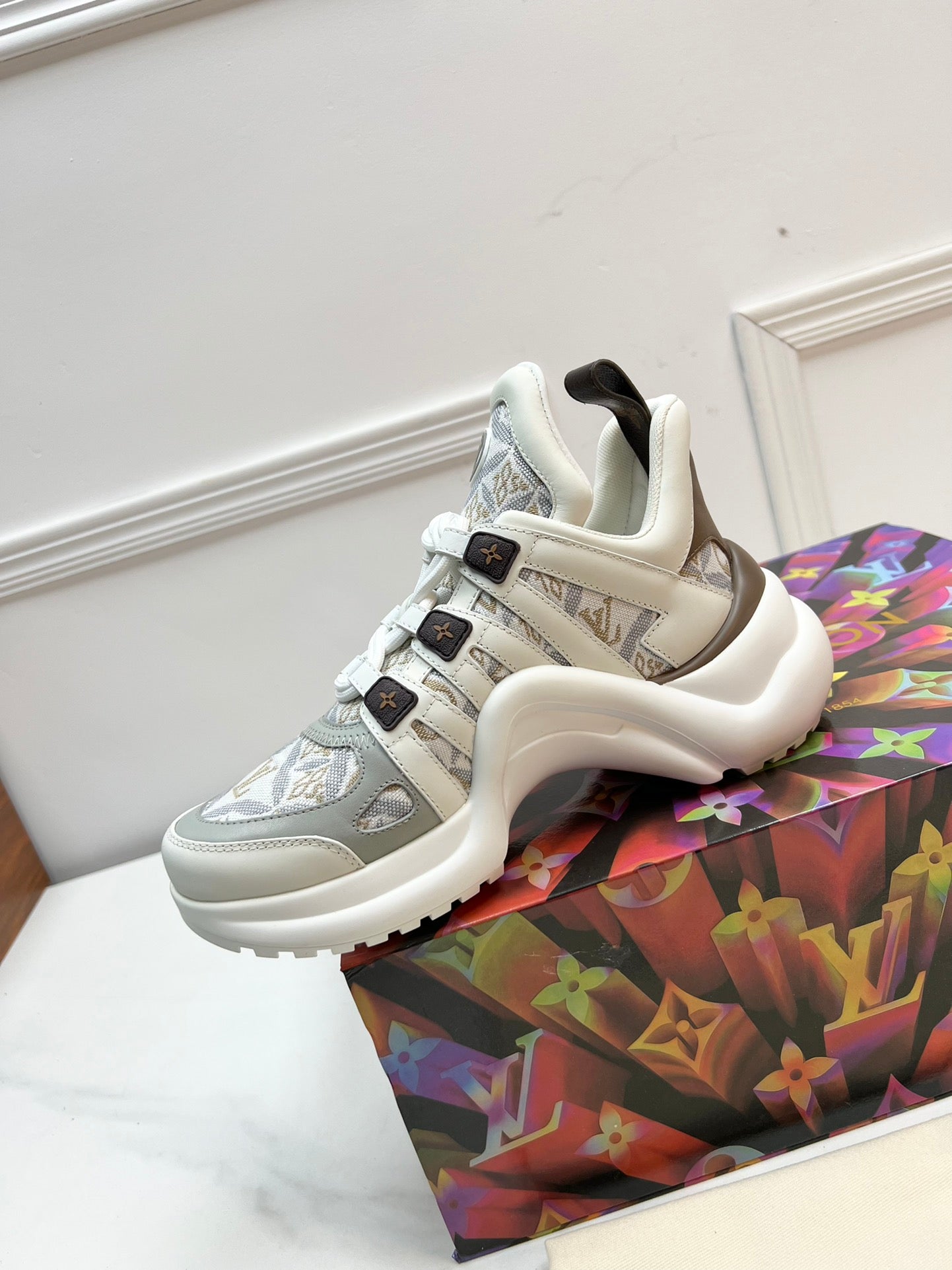 Beige LA sneaker
