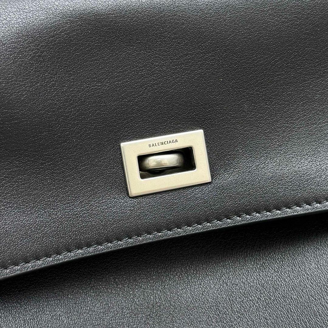 Black BR Medium Handbag With Silver Hardware