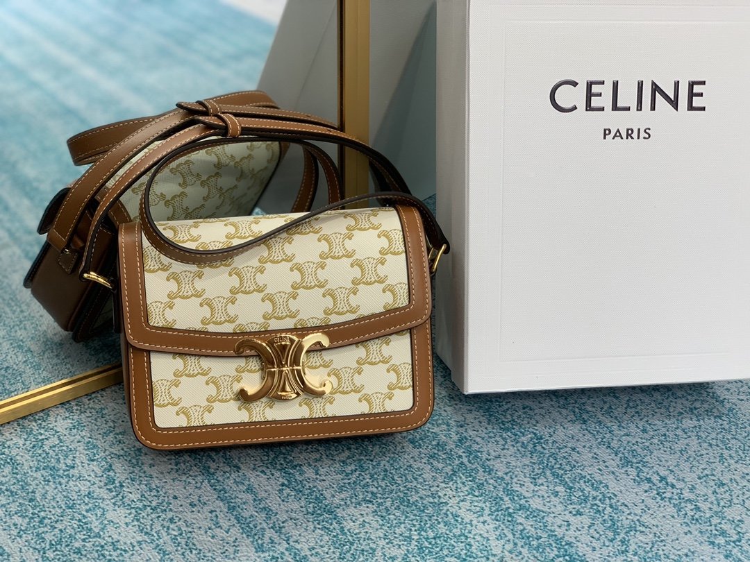 White CT triomphe bag