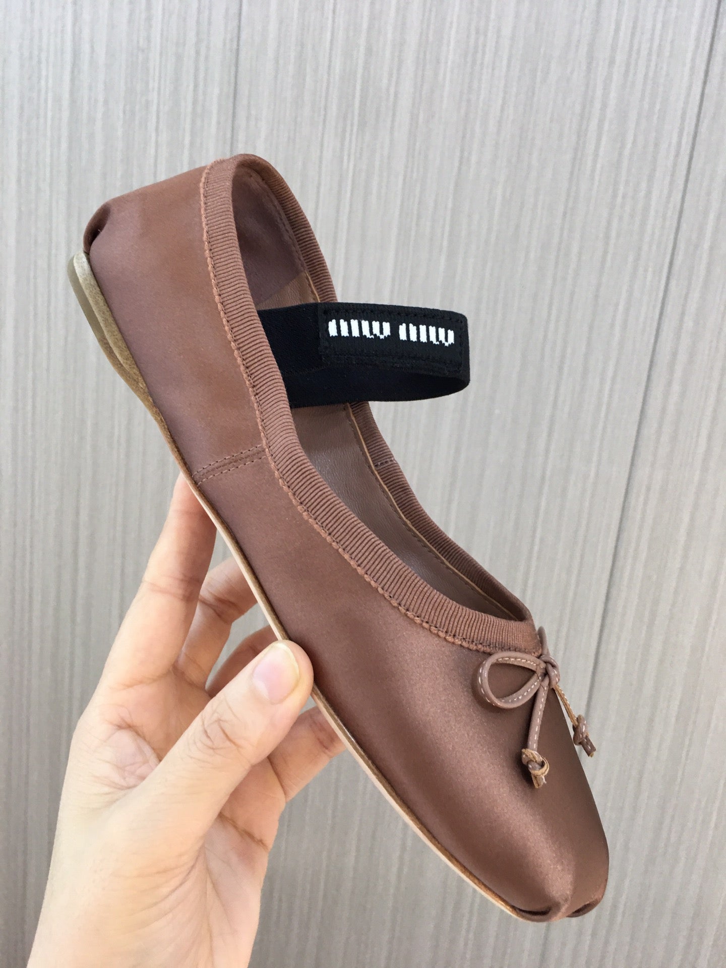 Cocoa Brown M Satin ballerinas