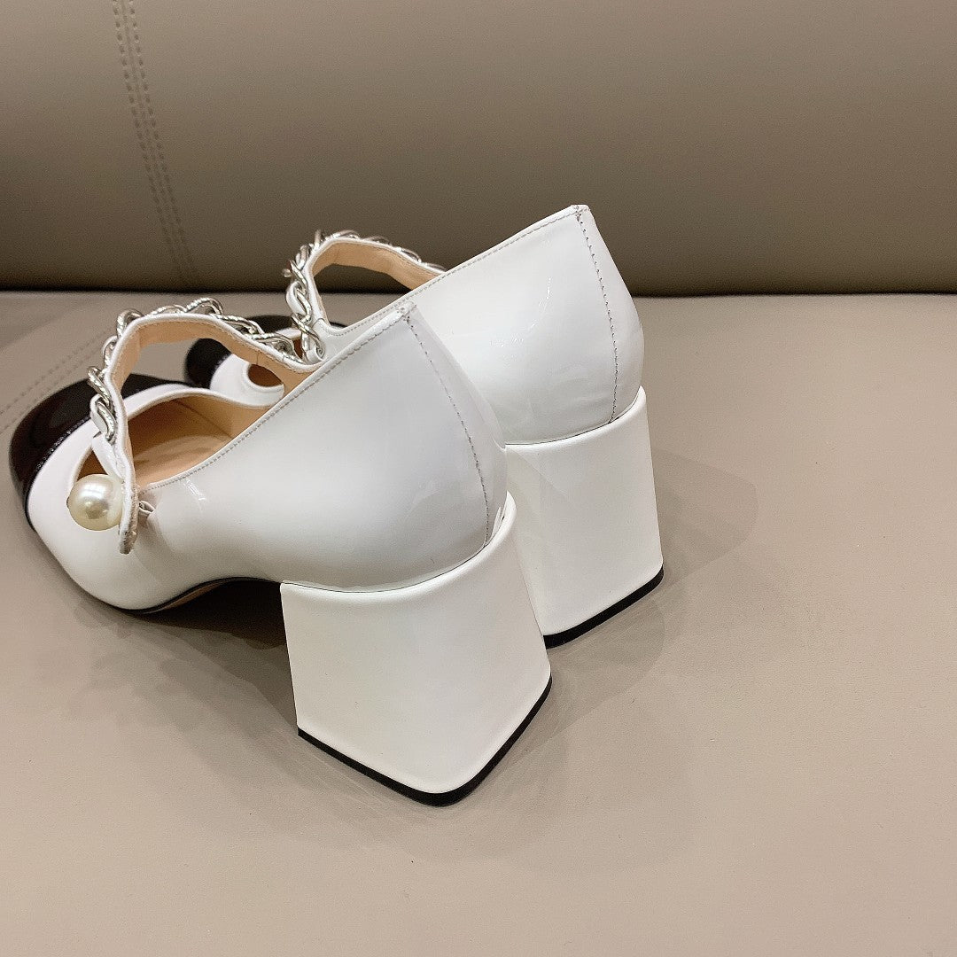 Black & white MM patent leather 65 mm pumps