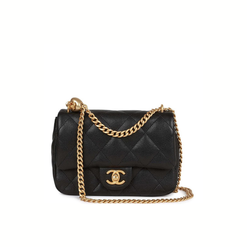 Black Caviar Medium Sweetheart Crush Flap Bag