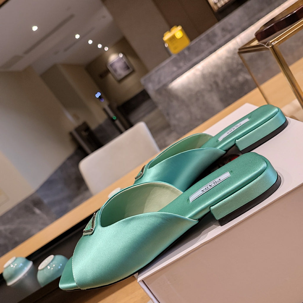 Absinthe flat satin sandals