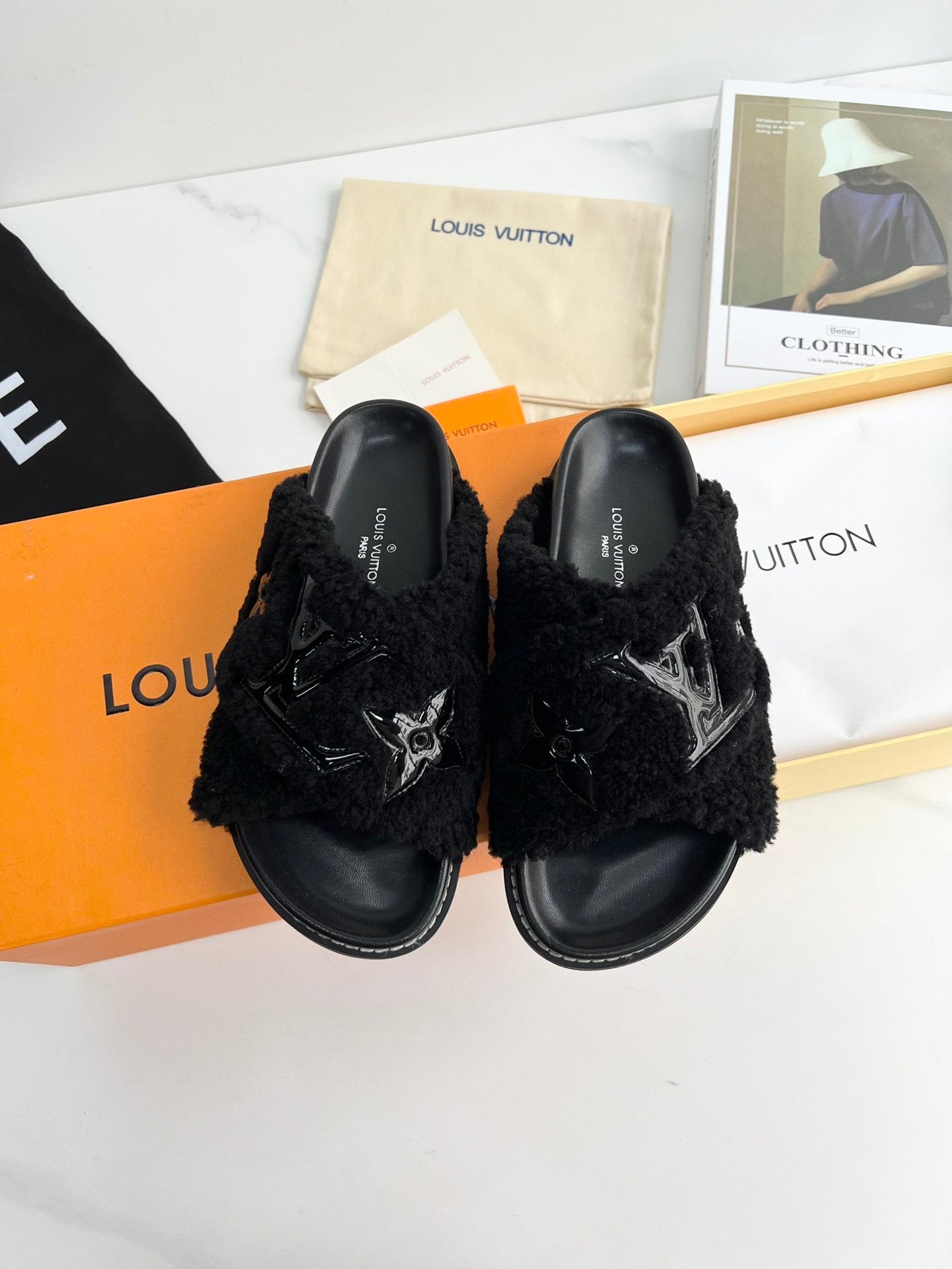 Black LP flat comfort mule