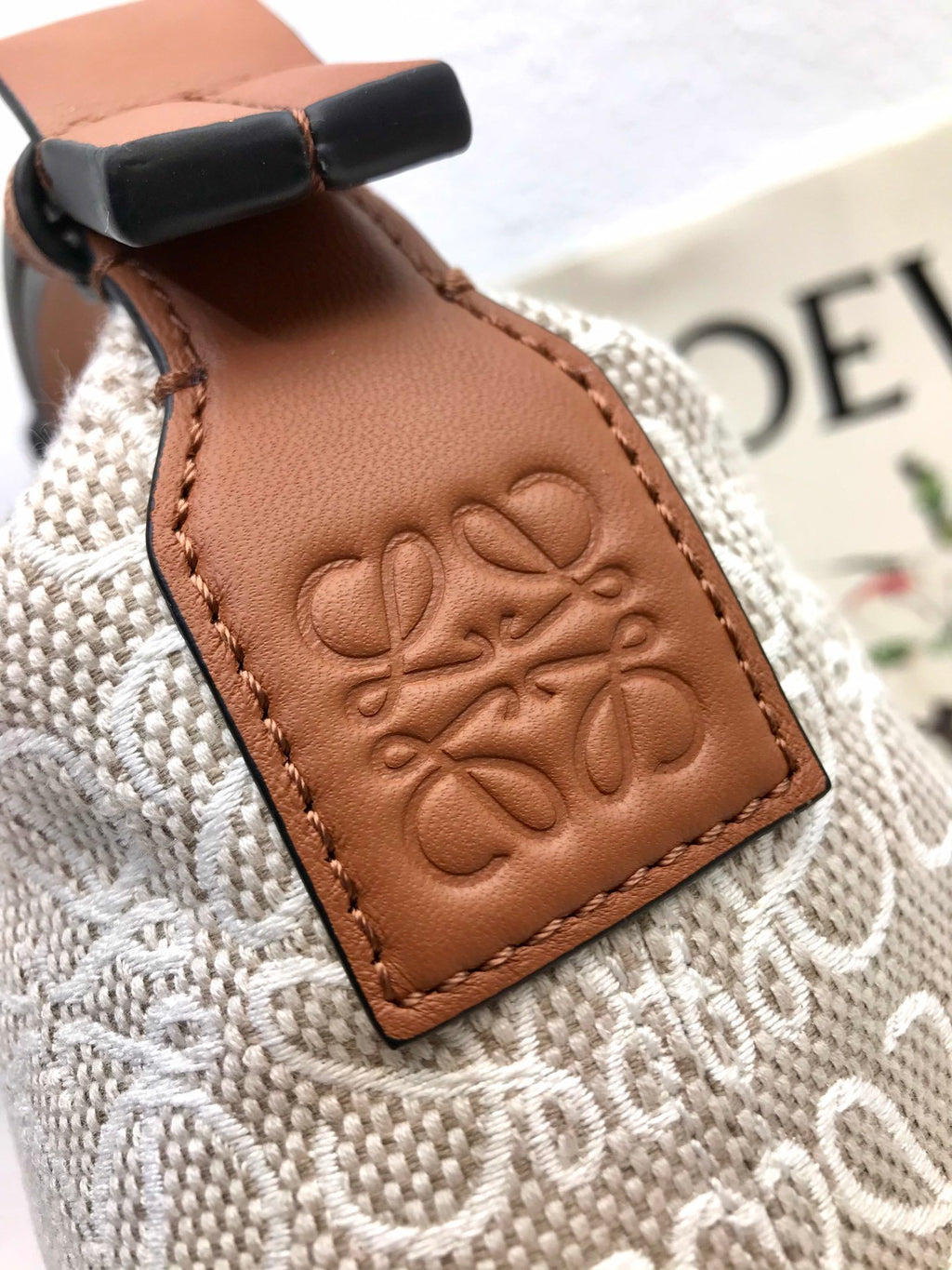 Ecru & Tan medium LC bag