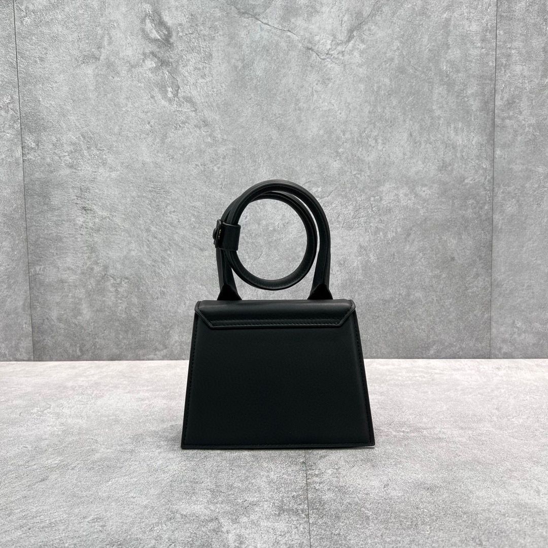 Black LC Noeud Coiled Handbag