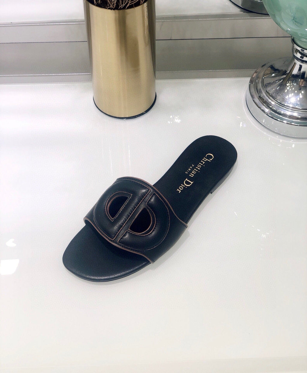 Black D-club mule
