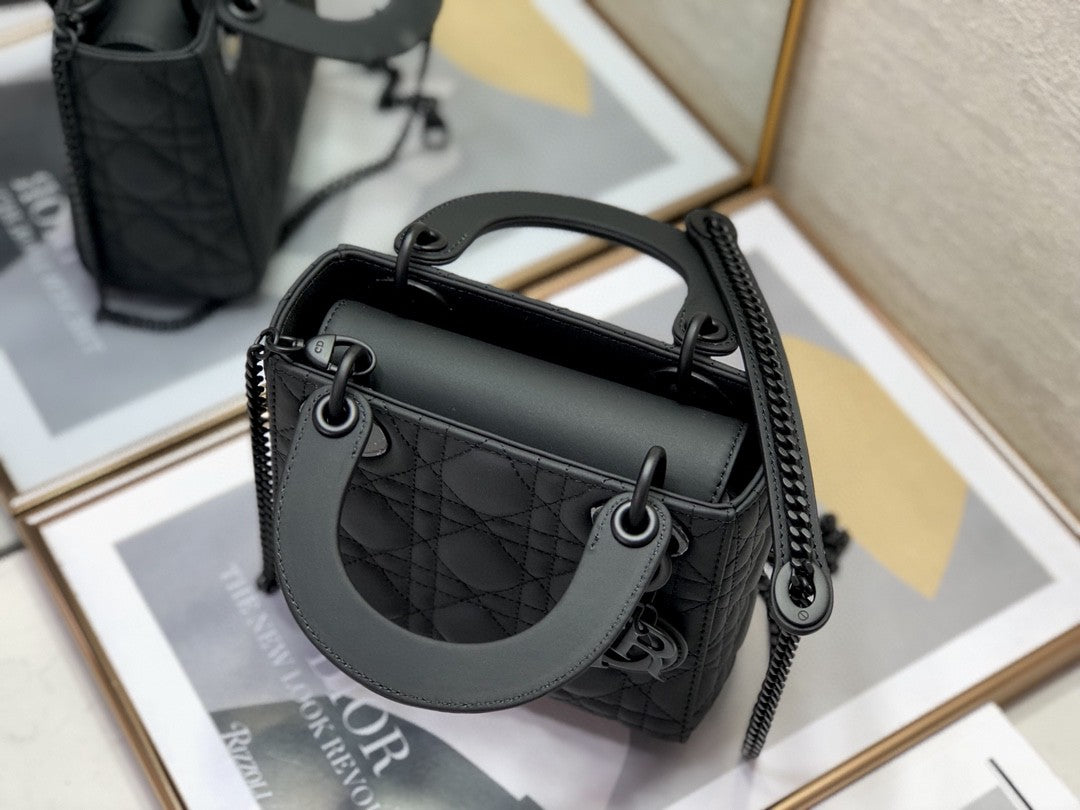 Black mini LD ultra-matte bag