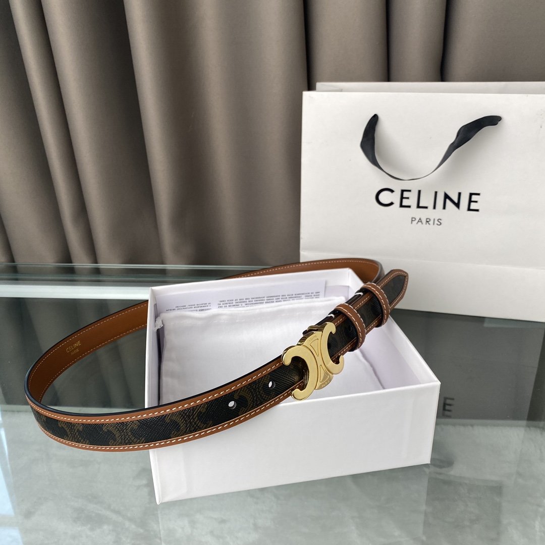 Tan medium TT with border triomphe belt