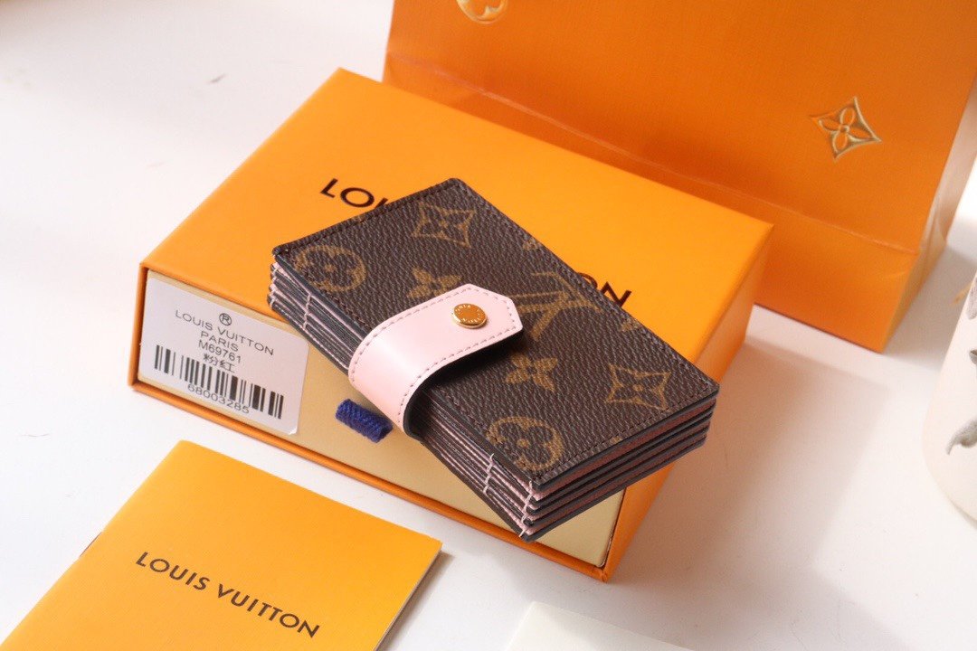 Pink card holder