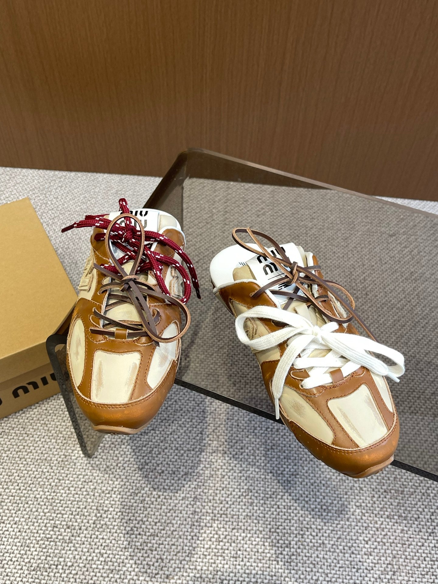 Cinnamon/Travertine Gray 530 SL Deco Leather Mules