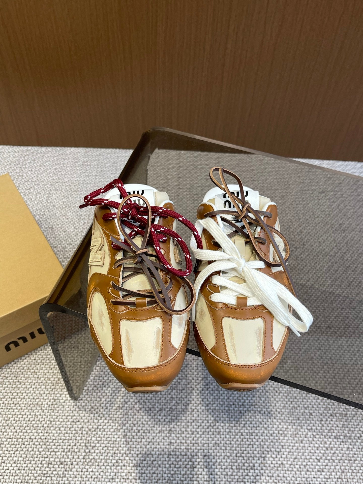 Cinnamon/Travertine Gray 530 SL Deco Leather Mules