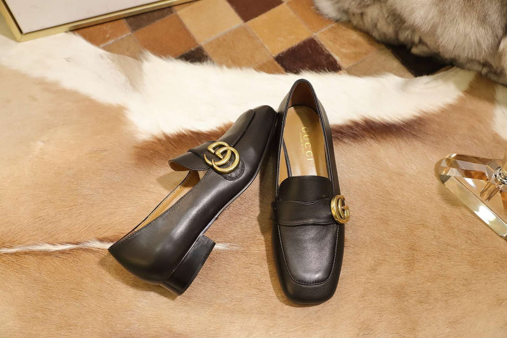 Black GM leather loafers