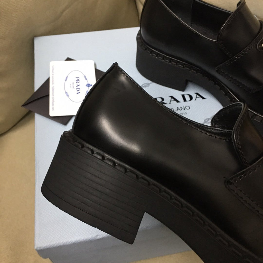 Black brushed leather loafers