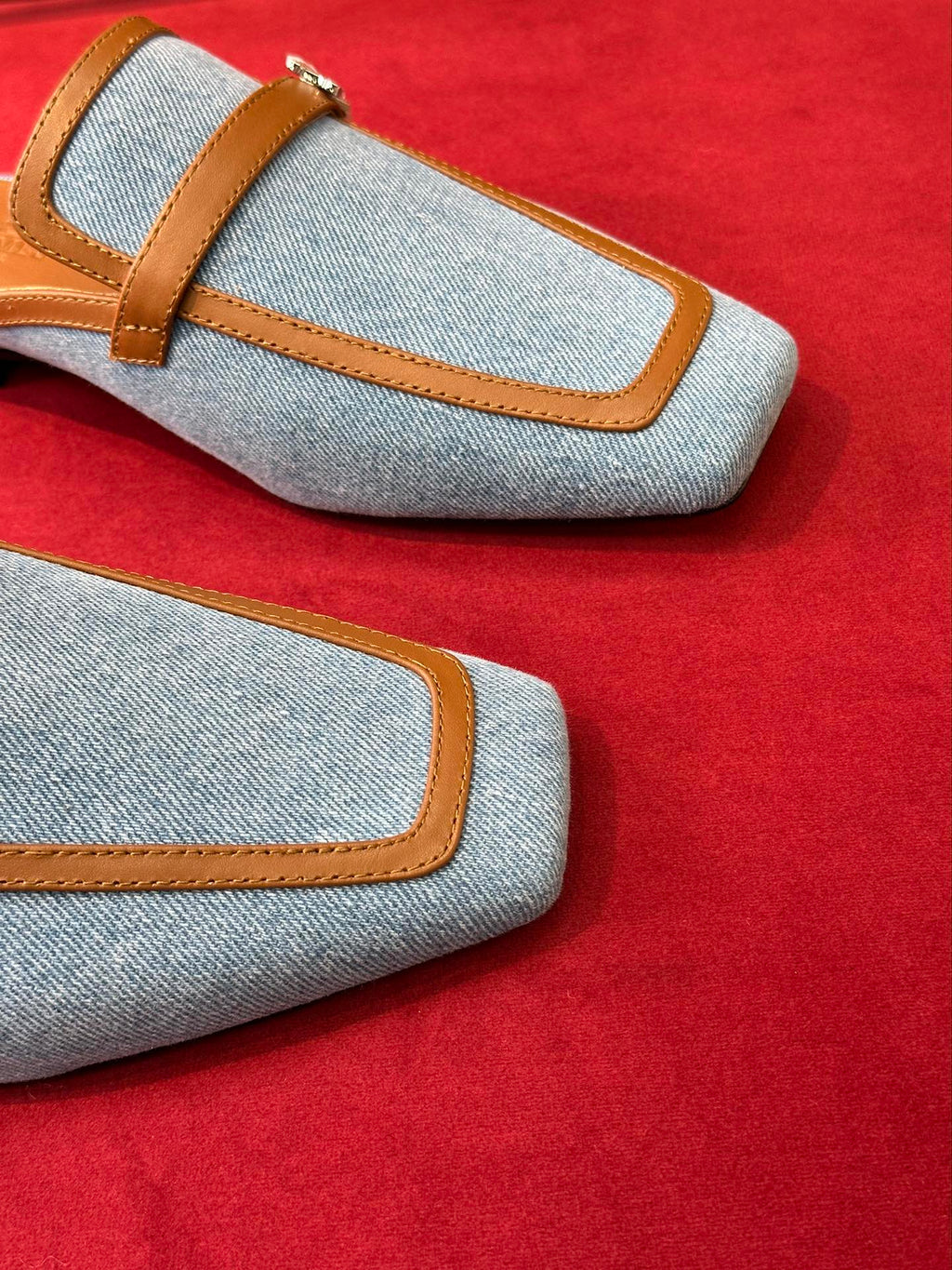 Bleu Clair & Naturel HG mule