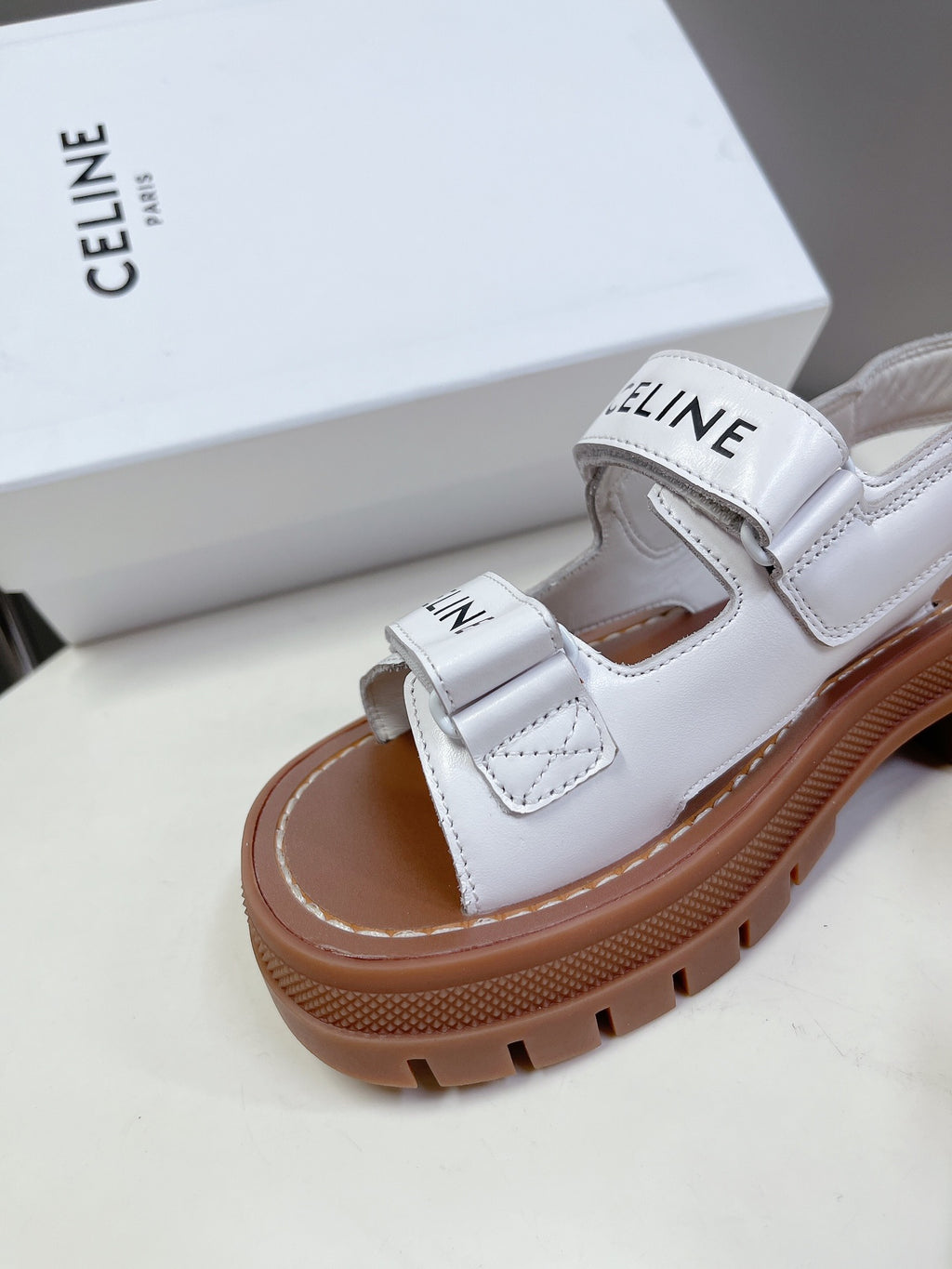 Optic White CL Scratchs Sandal