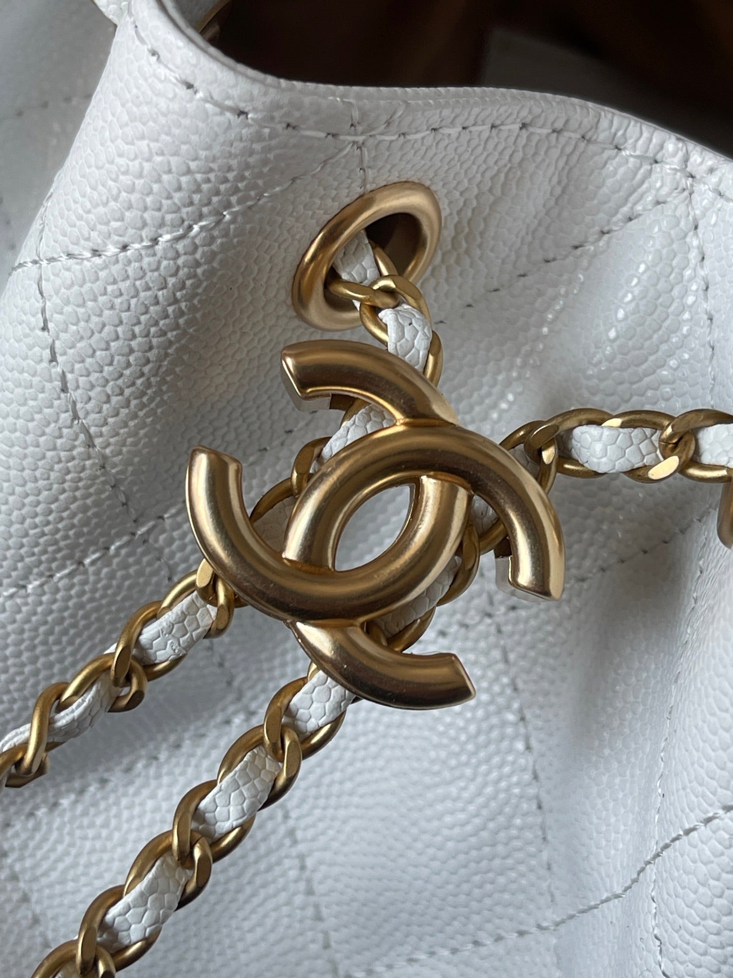 White 25 Small Handbag