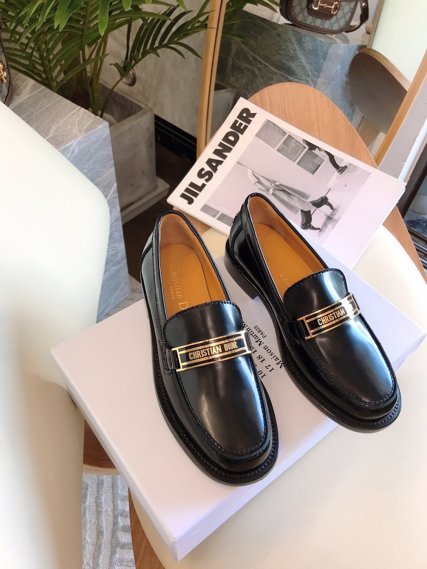 Black DC loafer