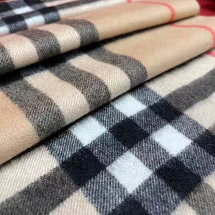 Beige classic TC cashmere scarf