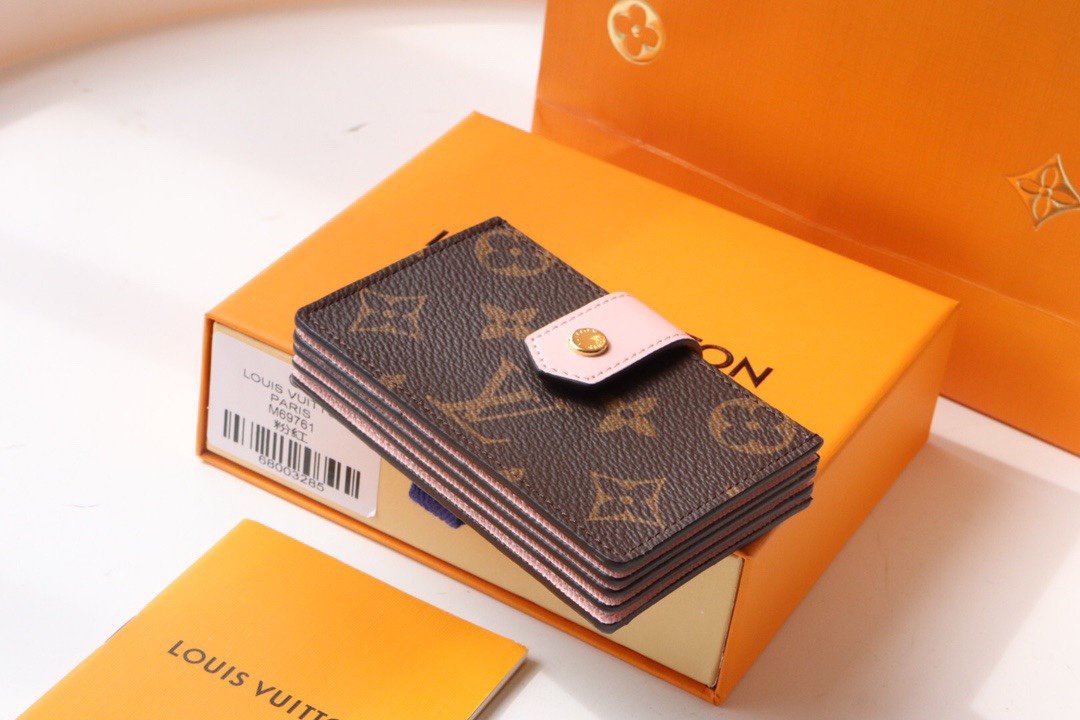Pink card holder