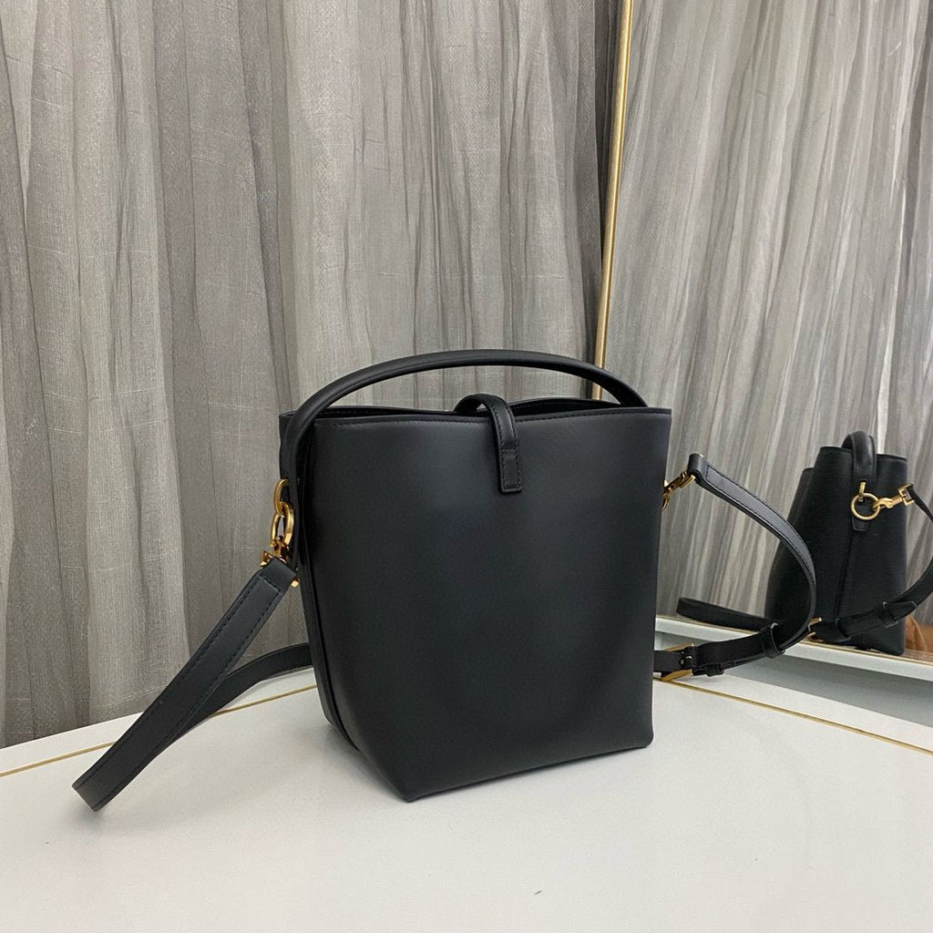 Black LE 37 Small Bag