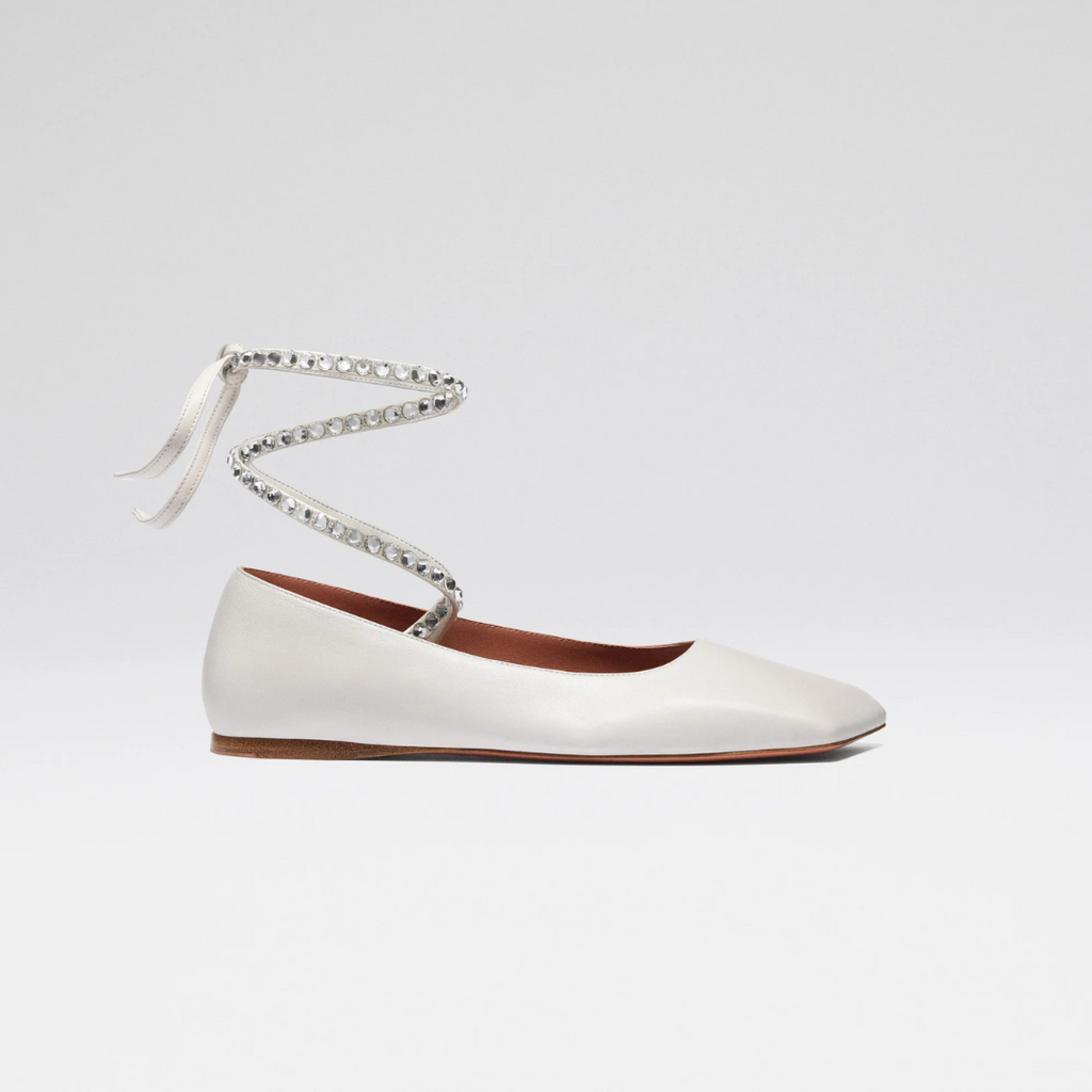 White Ane Lace Up Flat
