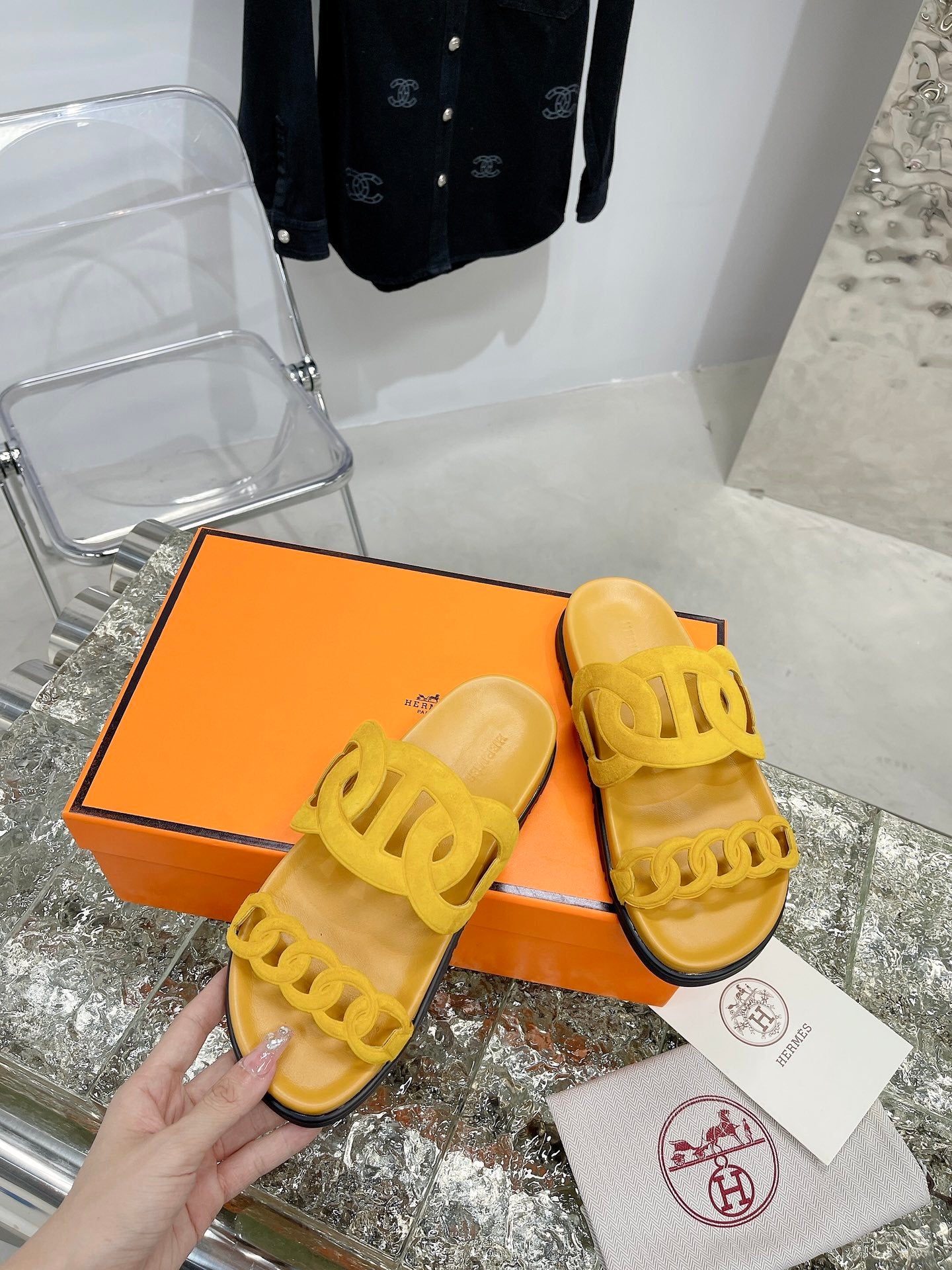 Yellow HE sandal