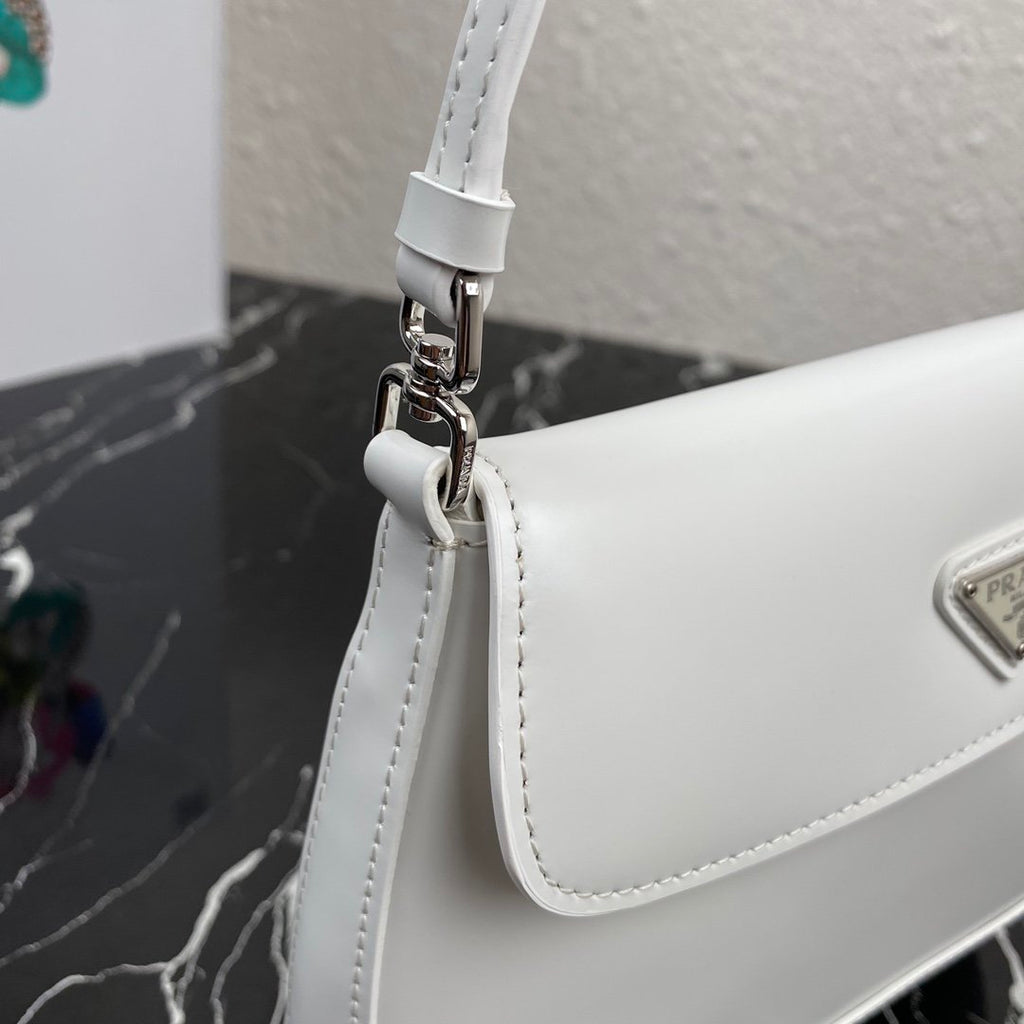White PC brushed leather shoulder bag with flap