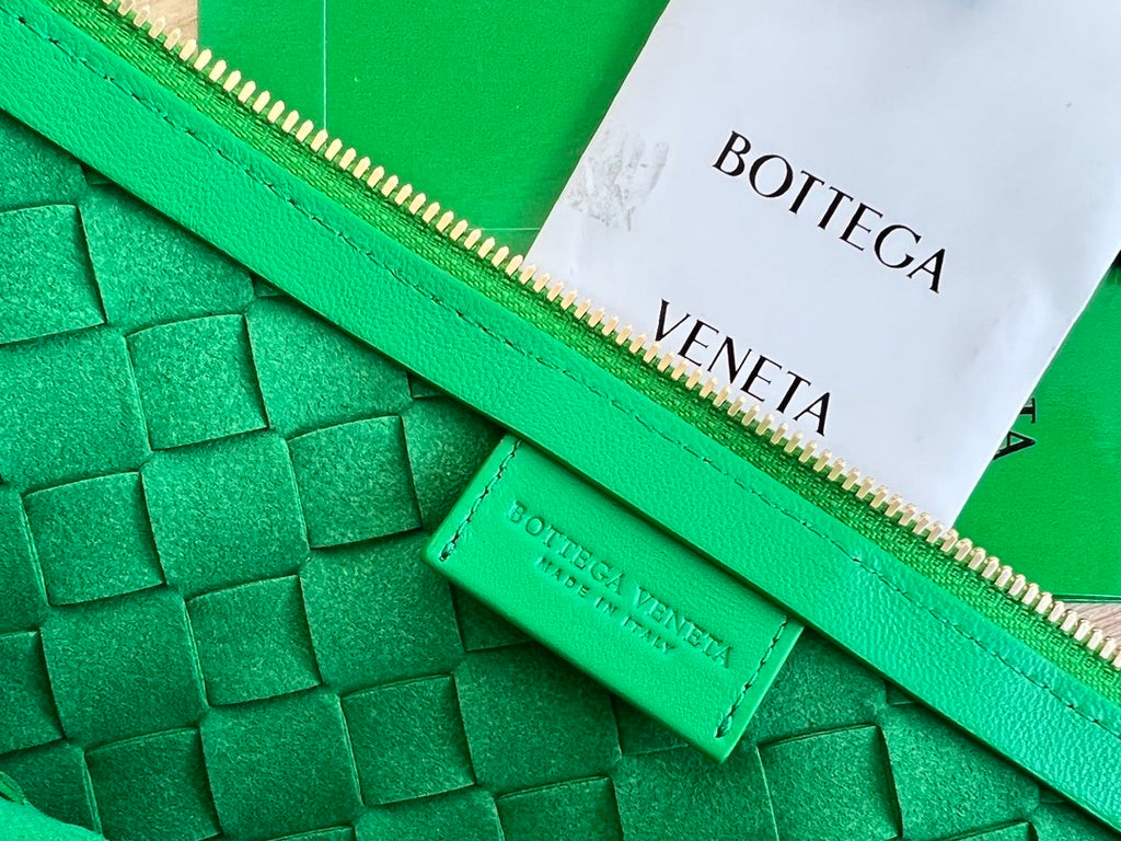 Parakeet BV Medium Turn Pouch