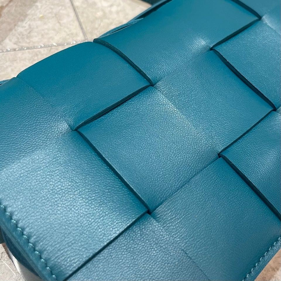 Mallard BC shoulder bag