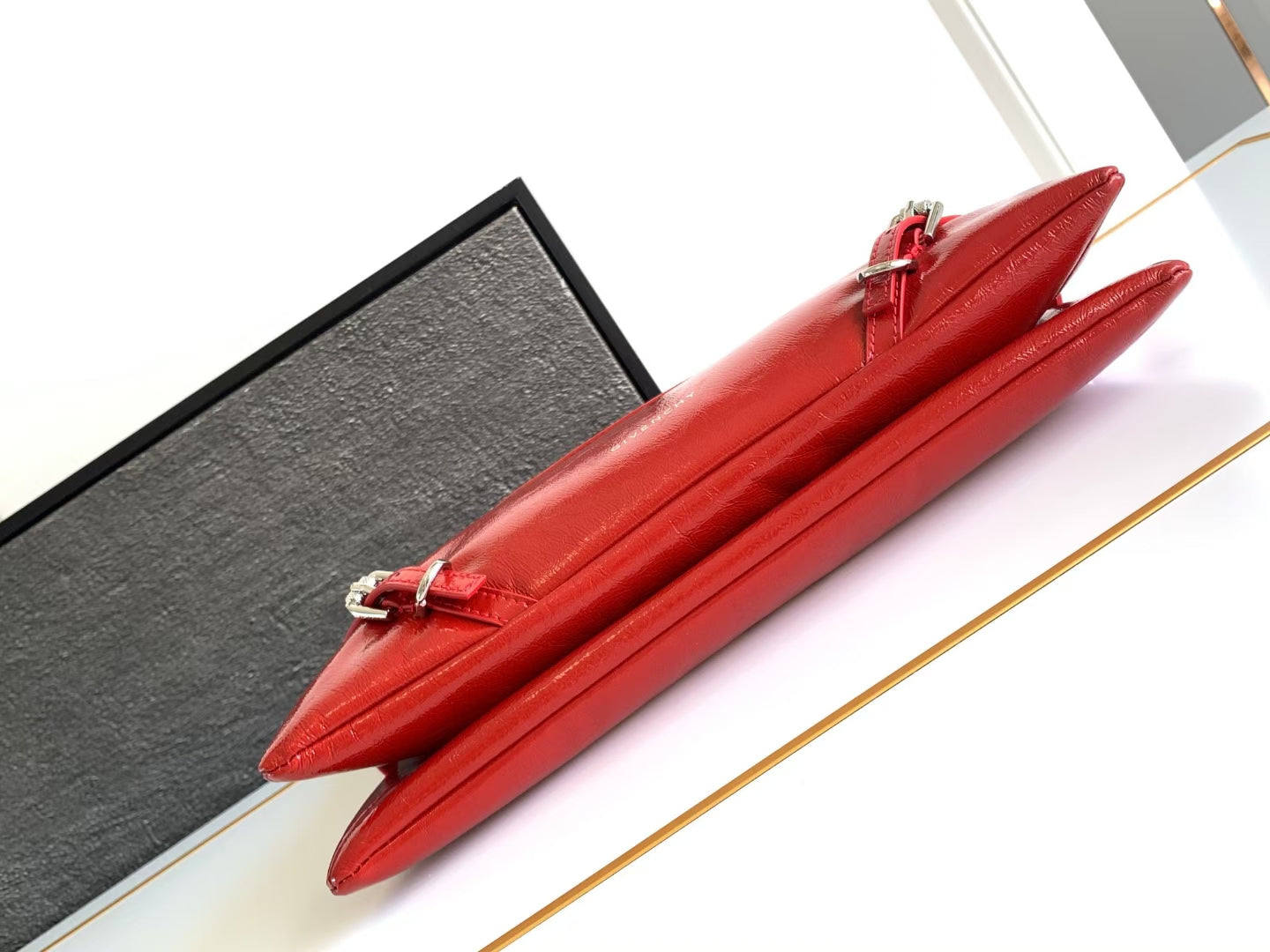 Red Small P'tit Voyou Bag In Patent Leather