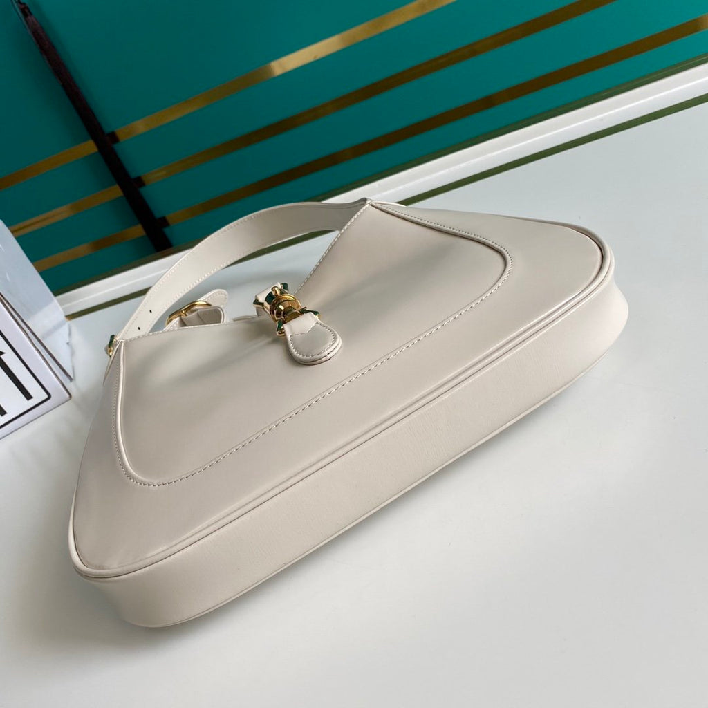 White GJ 1961 small shoulder bag