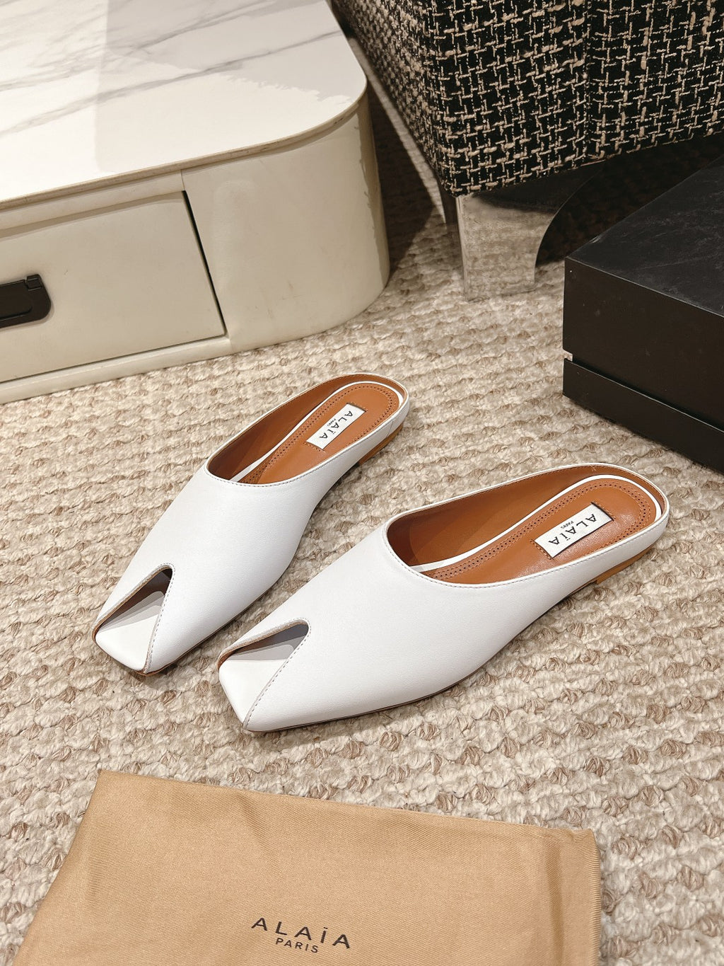 Off-White AS Flat Mules
