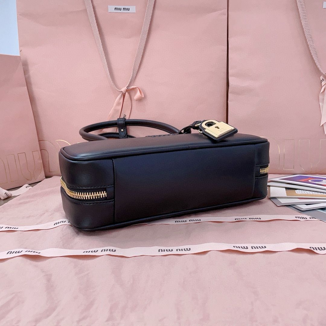 Black Beau Leather Bag