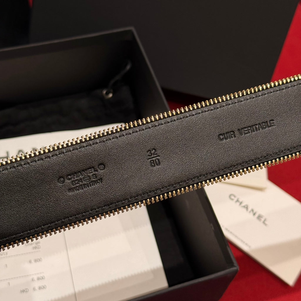 Black & Gold Zipper Belt