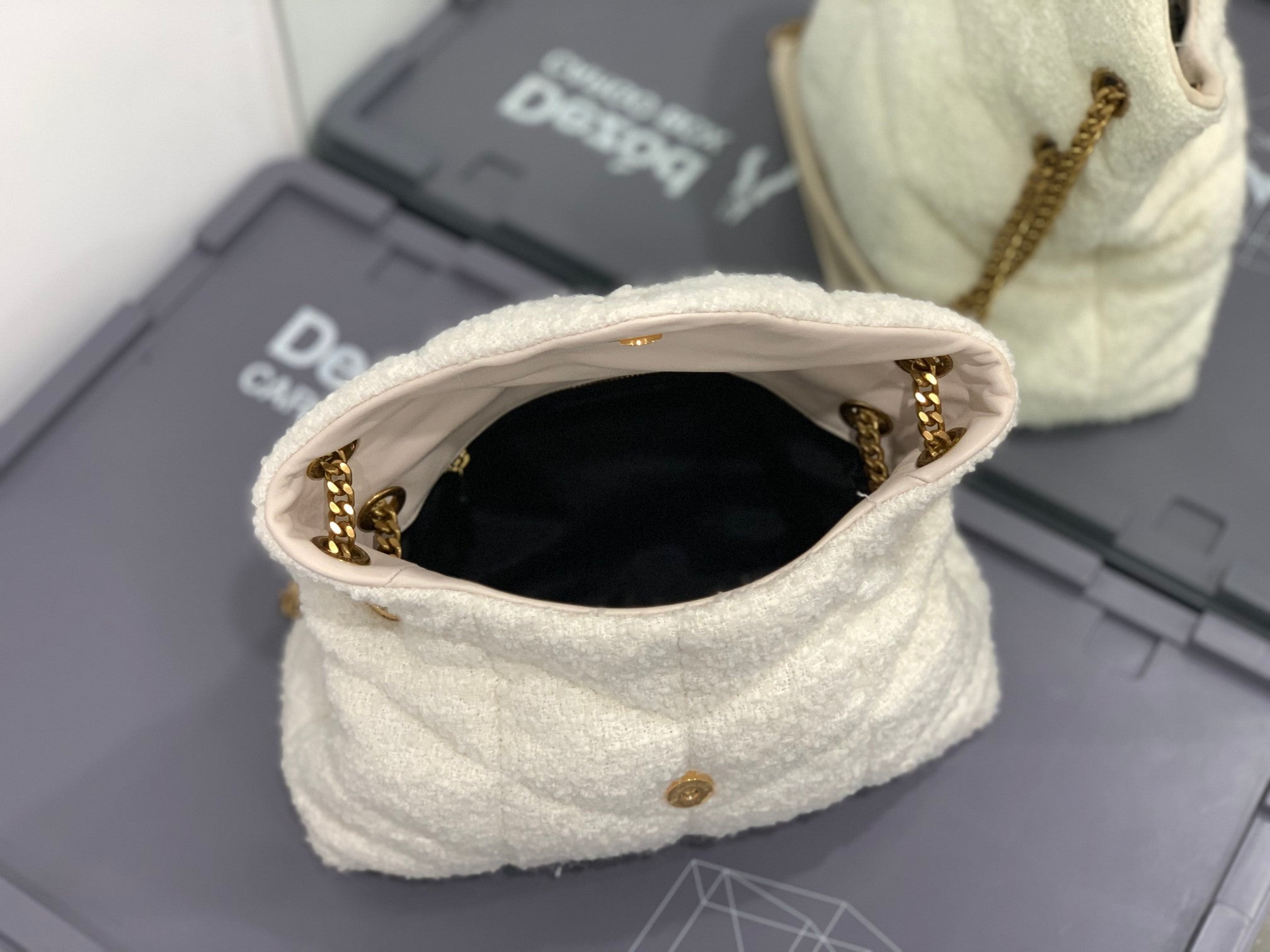 White tweed LP small bag