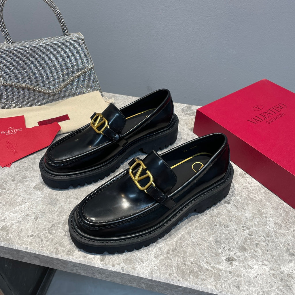 Black VS loafer