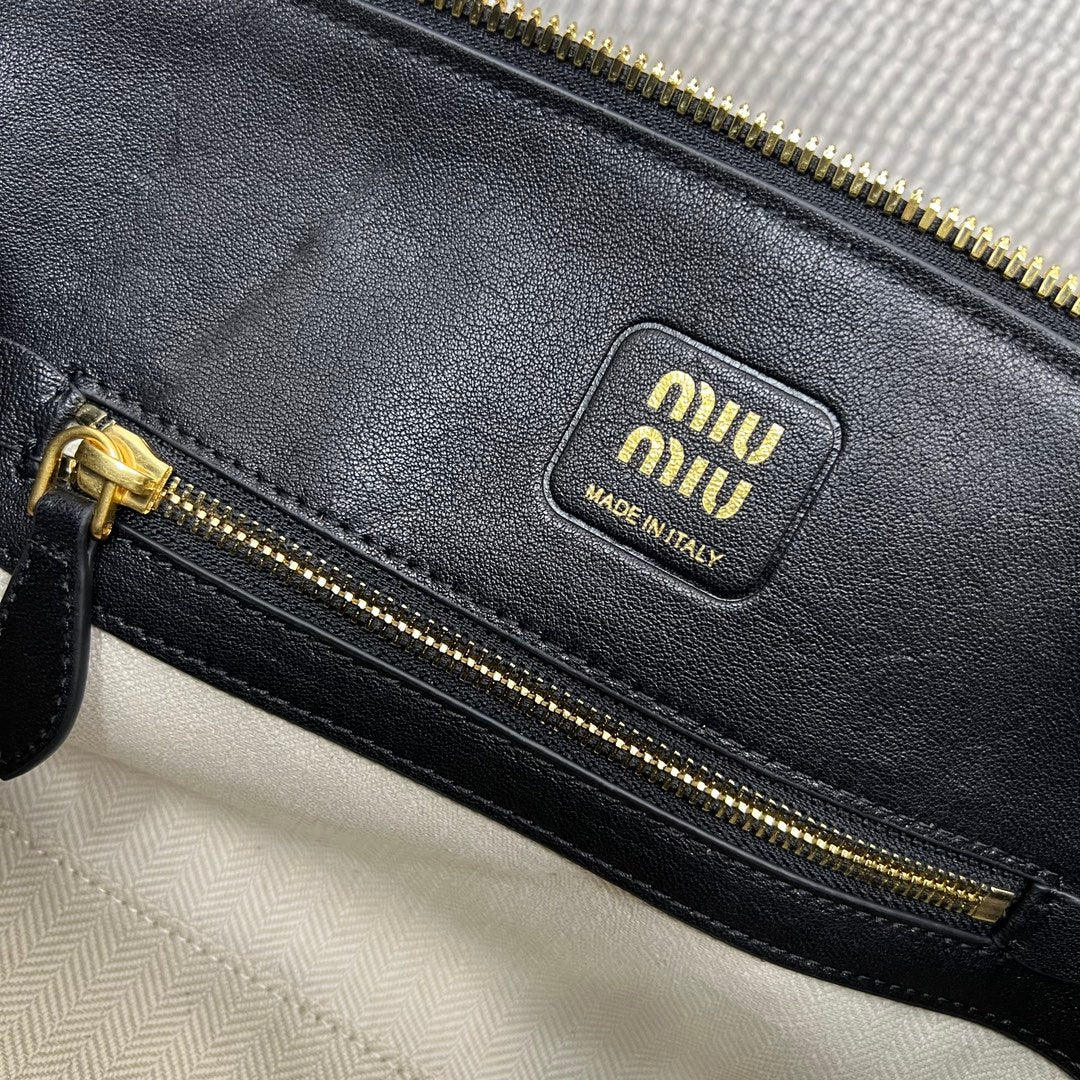 Black Aventure Leather Top-Handle Bag