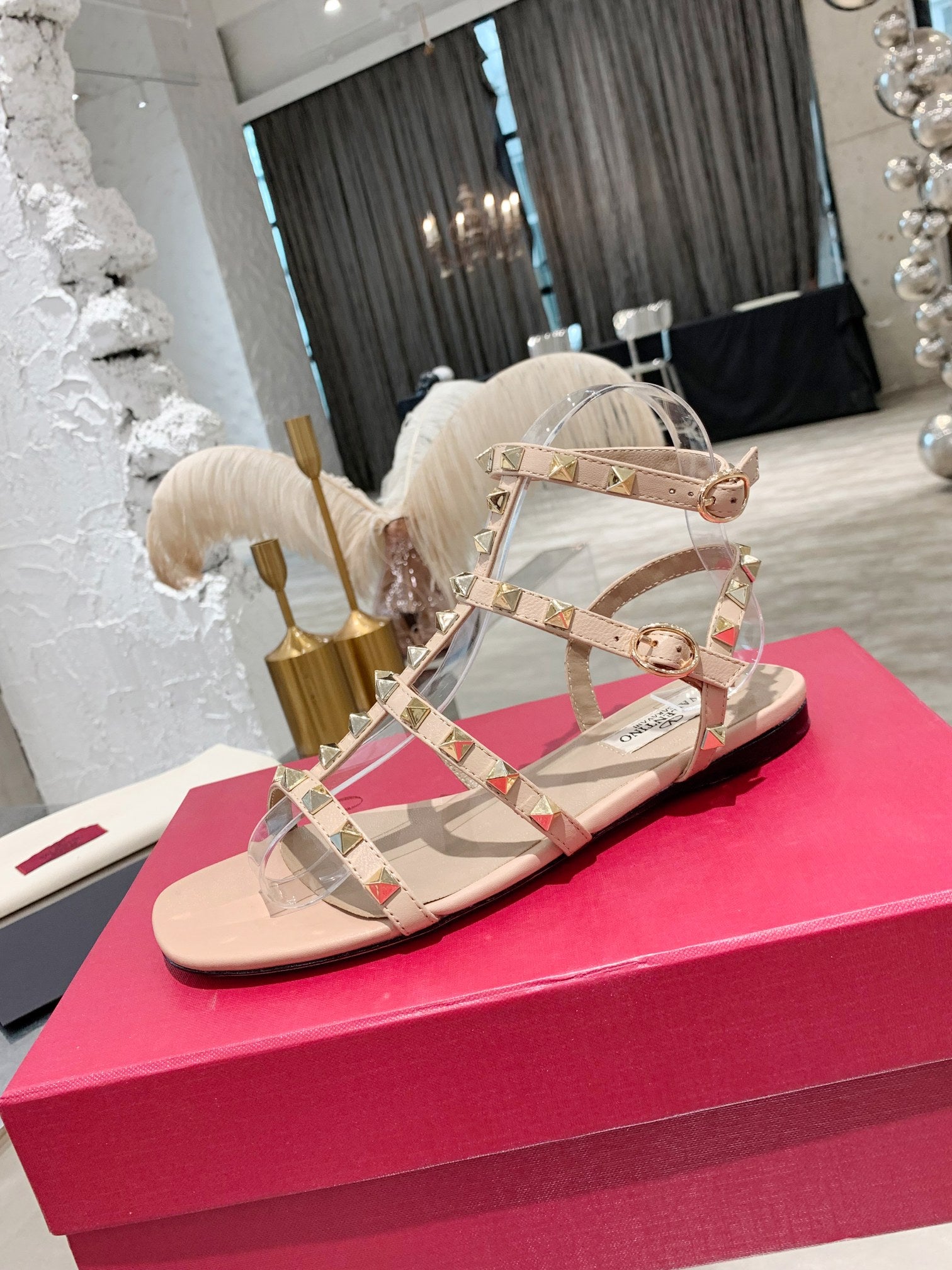 Skin VR Flat Sandal With Straps